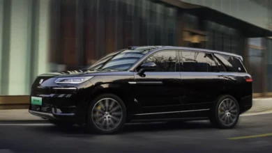 BYD Luncurkan SUV Plug-In Hybrid Denza N9 di tempat area China