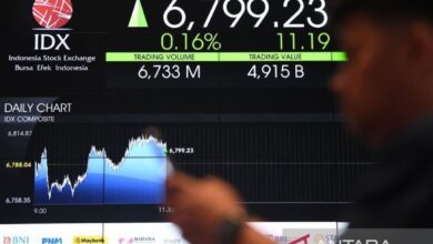 IHSG diprediksi variatif seiring sentimen domestik juga juga global